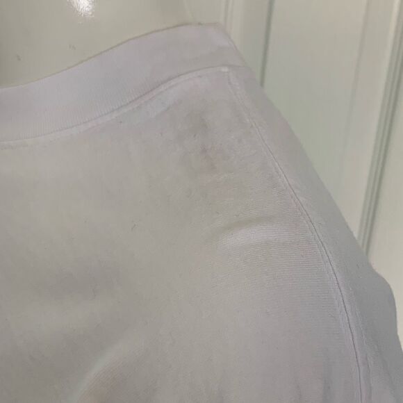 Chris Brown Concert White Tee - Picture 4 of 6